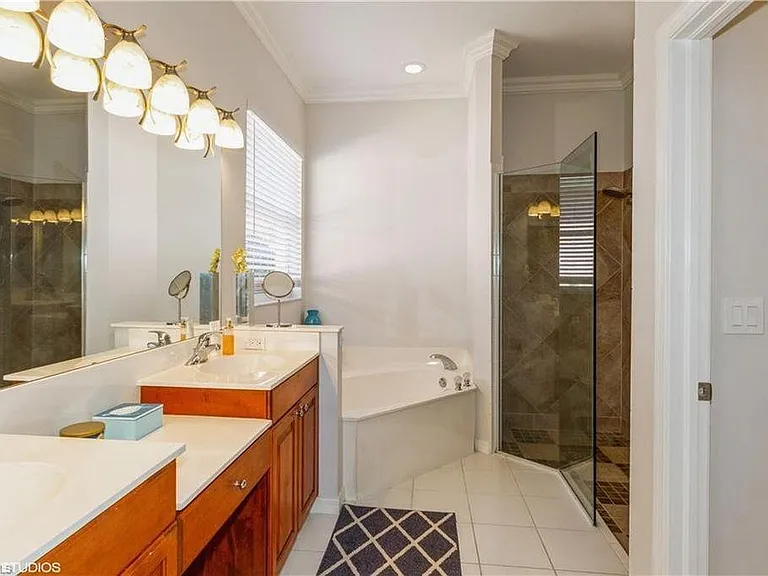 6091 Shallows Way — Photo 5