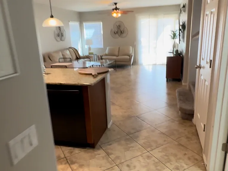 Hallway to the kitchen