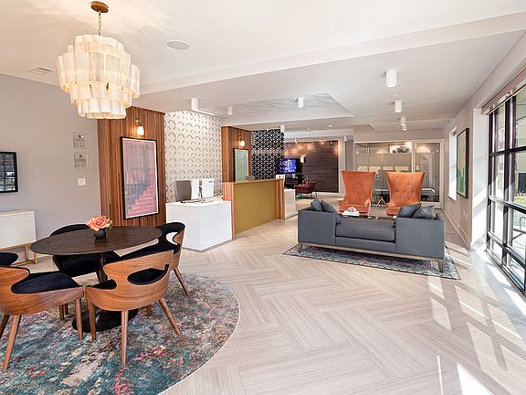 Cielo Lobby - Welcome Home!
