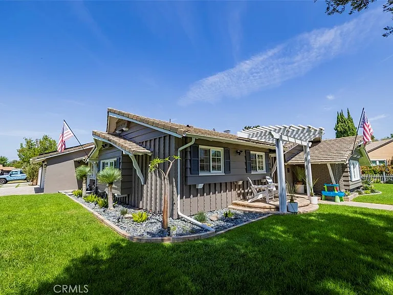 13591 Flint Dr — Photo 5
