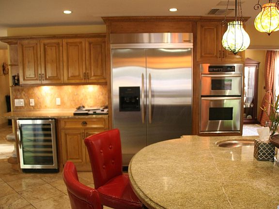 3rd image of 2249 Flintridge Dr