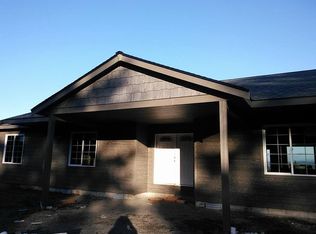 1277 S Military Rd, Winlock, WA 98596