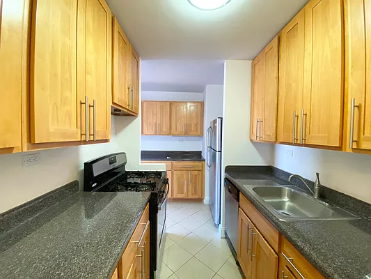 Rented by Bruma Realty LLC | media 13