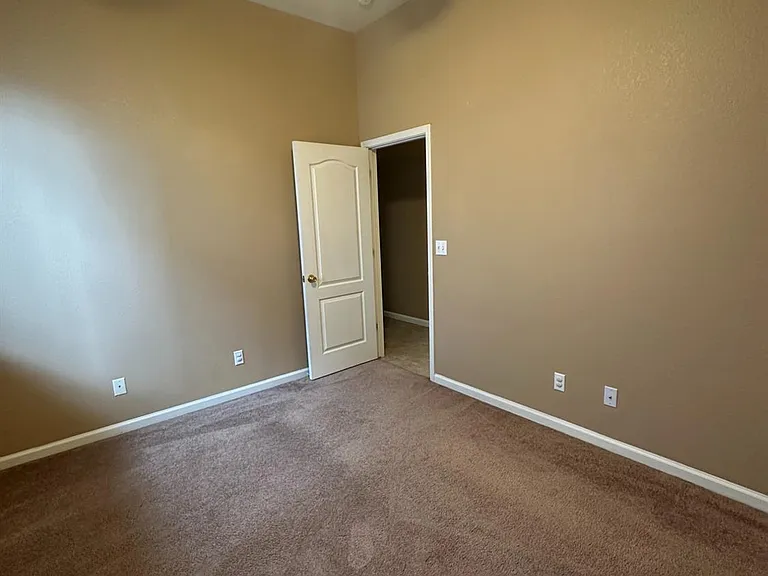 2688 E Omaha Ave — Photo 21