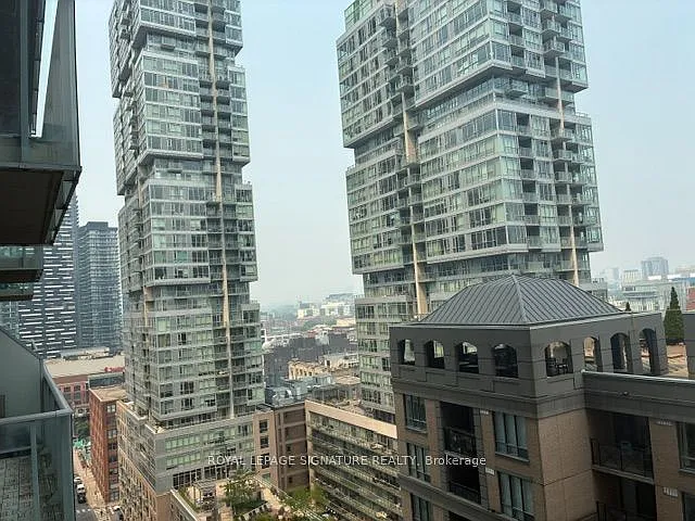 126 Simcoe St #1707 — Photo 15