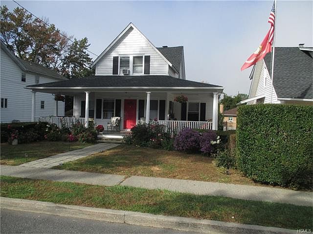 1st image of 16 Woodland St