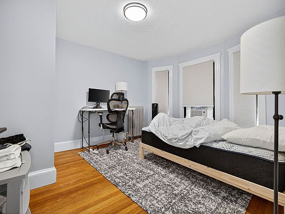 3rd image of 254 Main St #1
