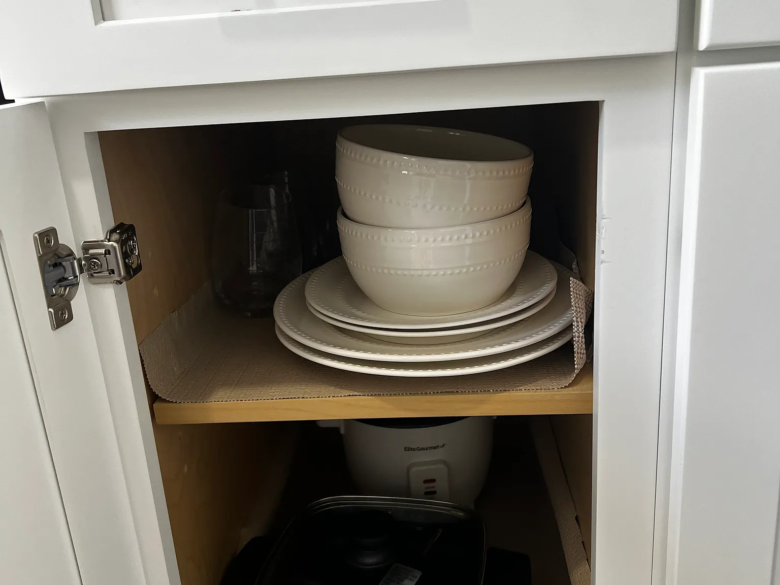 1 bed, 350 sqft, $1,000 — Photo 3