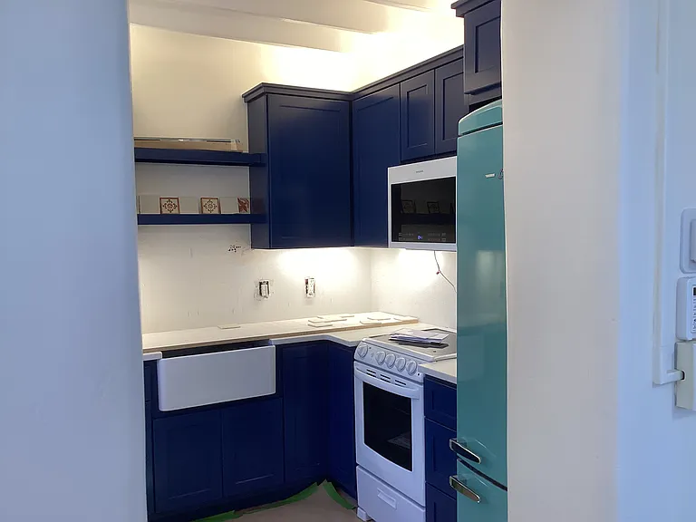 304 1/2 Dartmouth Dr SE #1/2 — Photo 3
