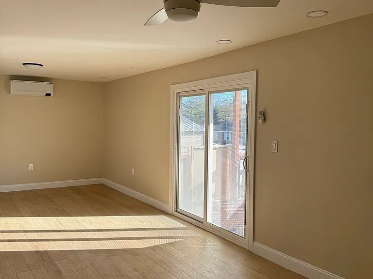 1118 Dunkle St — Photo 8
