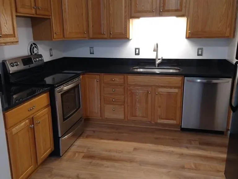 946 N Adams Rd — Photo 6