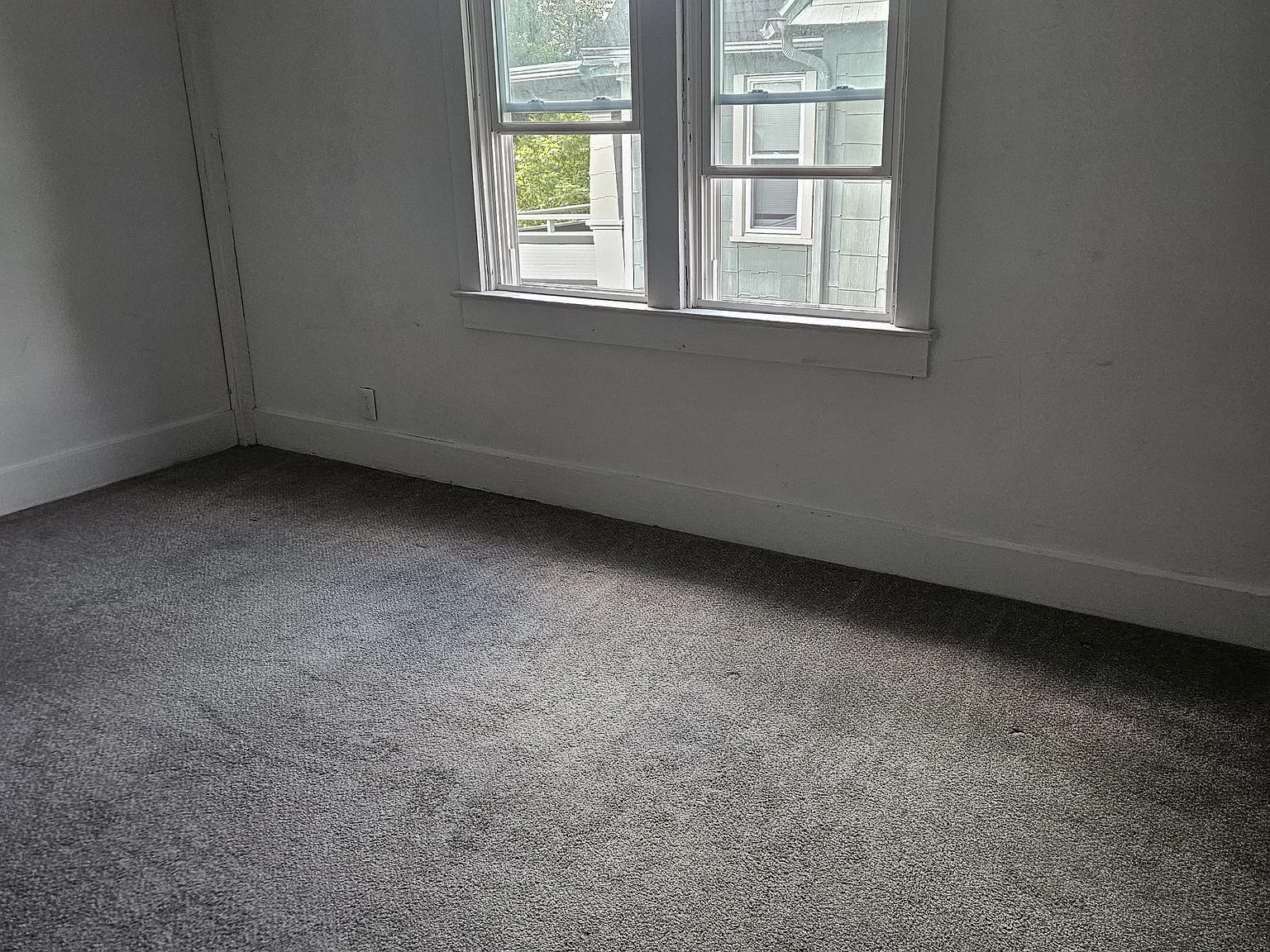 2 bed, 700 sqft, $765 — Photo 3