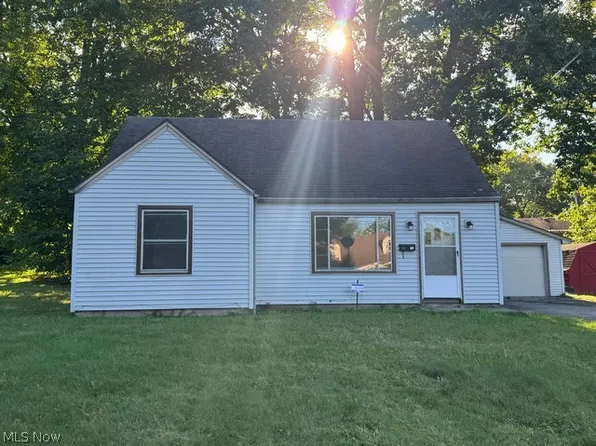 3424 Ambert St, Youngstown, OH 44502