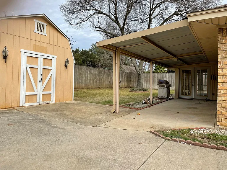 1928 Big Bend Dr — Photo 27