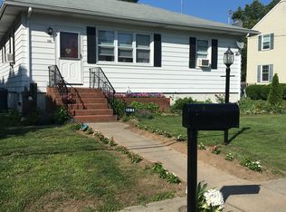 142 Eaton Rd, Pennsville, NJ 08070