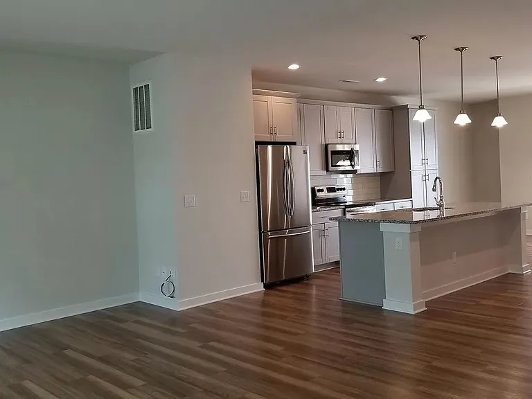 1024 Sharon Towns Dr — Photo 10