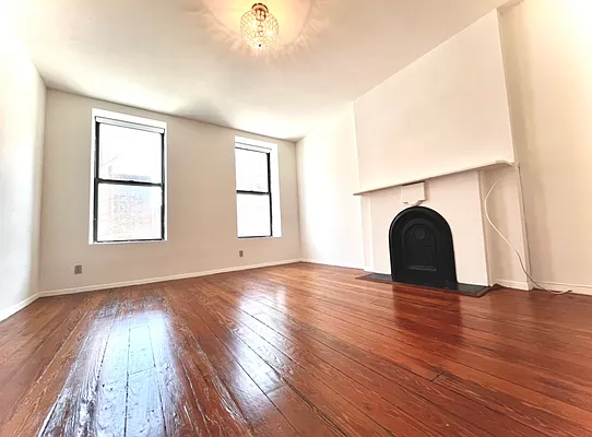 Rented by Taichi Fudosan | media 2