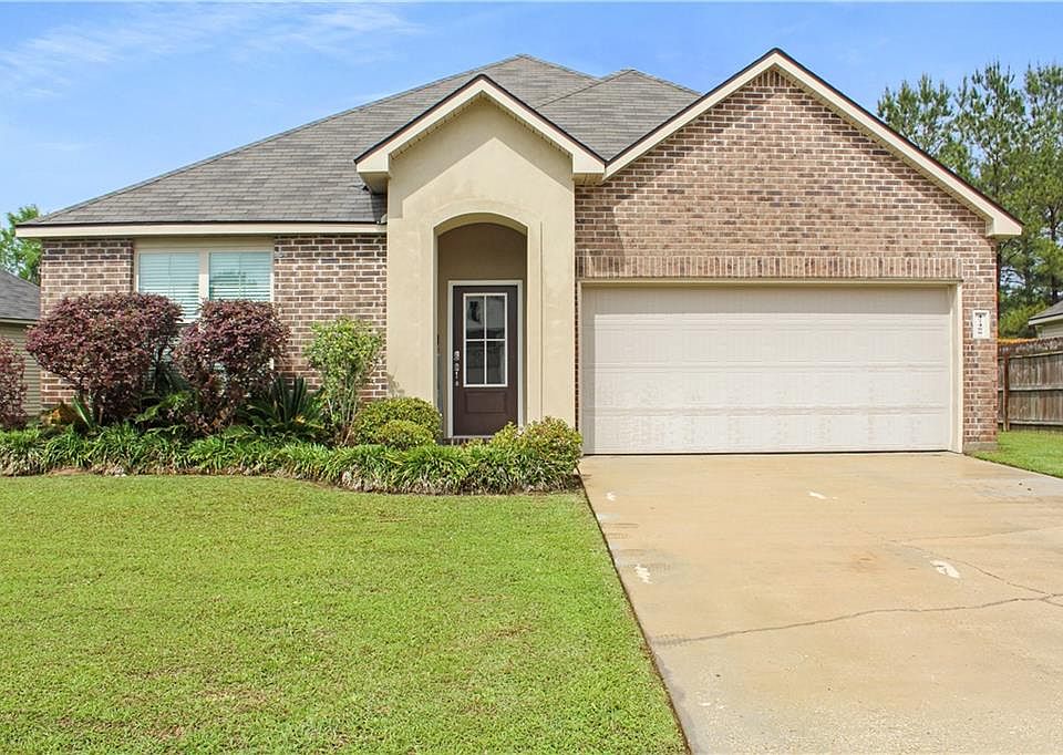 1st image of 47488 Cathy Ln