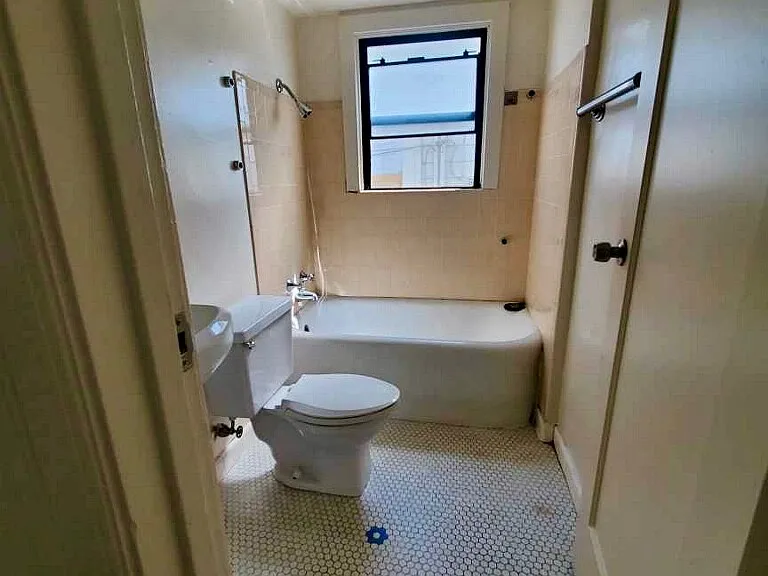 2034 Ashby Ave #8 — Photo 5