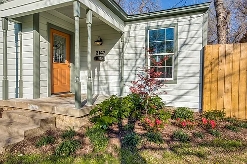 3147 Hedgerow Dr Photo 1