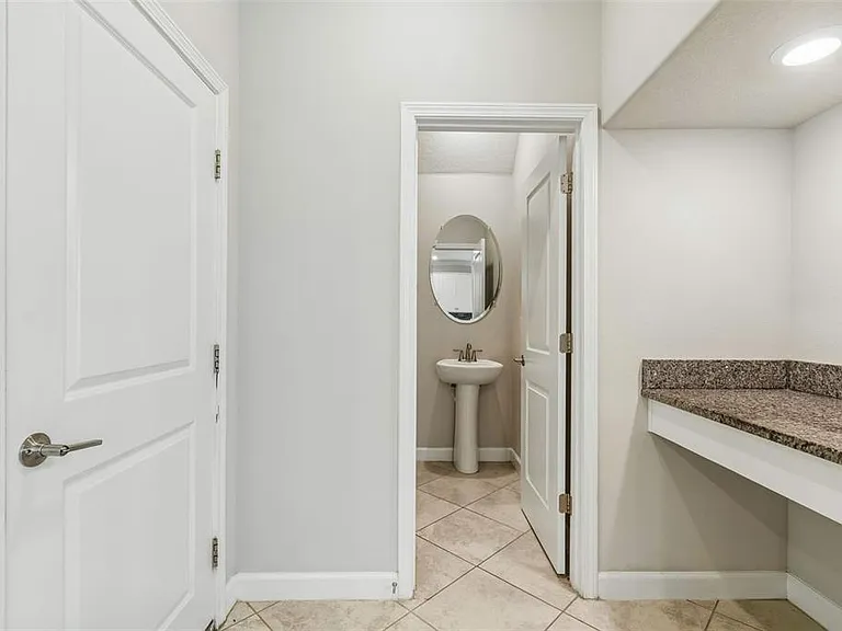 25057 Lambrusco Loop — Photo 10