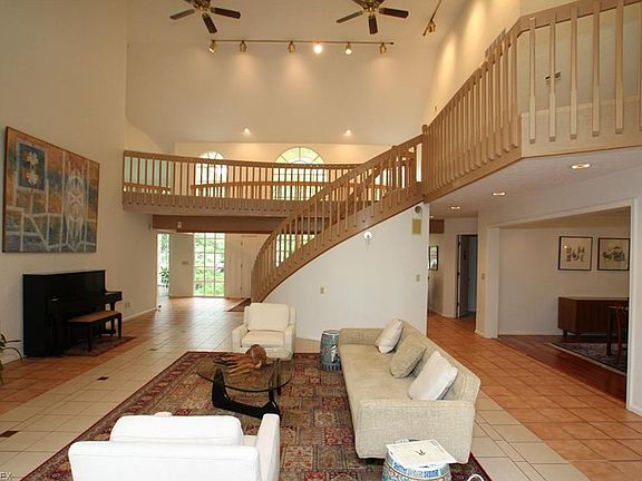 4th image of 31141 Huntington Woods Pkwy