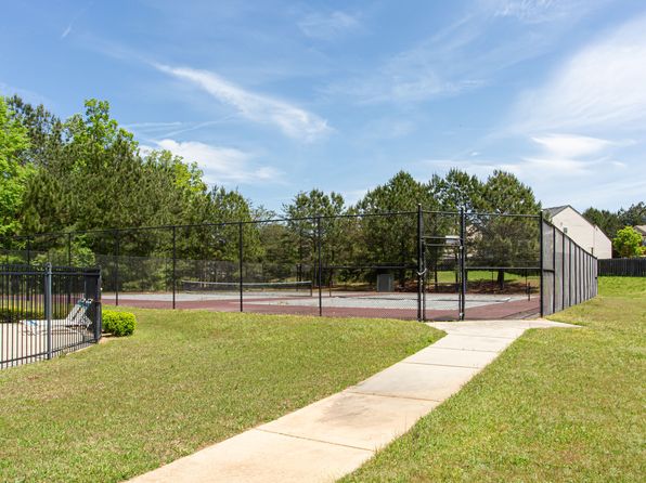 2805 Topaz Rd, Riverdale, GA 30296