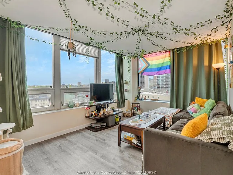 540 Ouellette Ave #7B — Photo 11