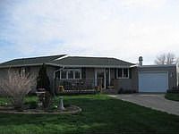 1st image of 745 Fairview Dr