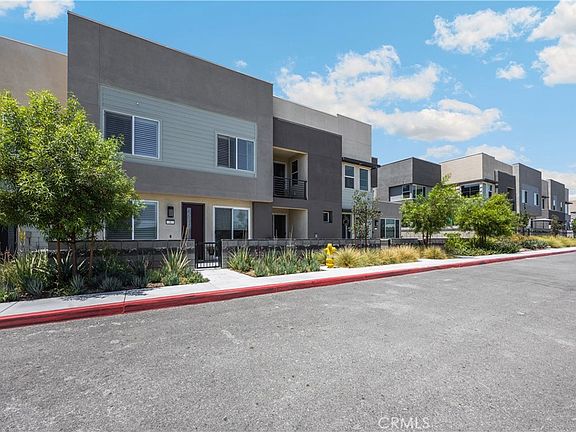 2nd image of 3681 E Jacobson Paseo Unit 9