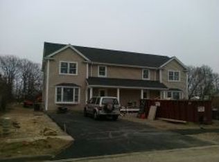 31 Reservoir Rd, Gloucester, MA 01930