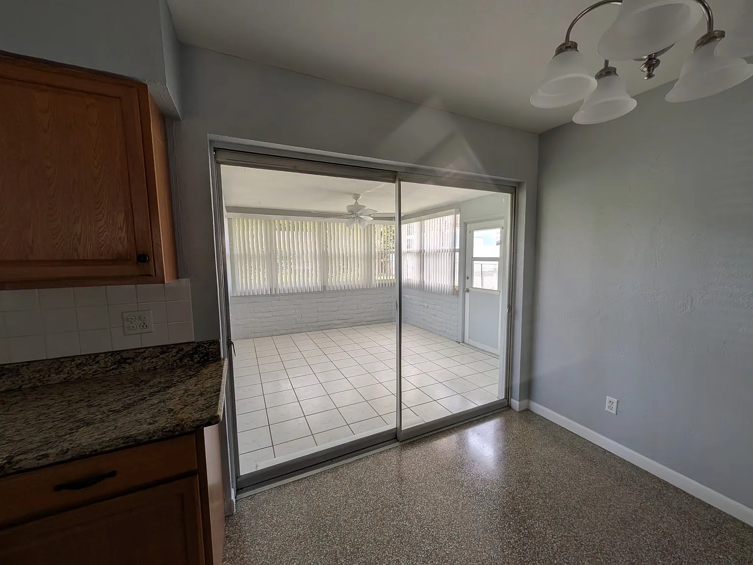 2 bed, 1.5 bath, 1200 sqft, $2,250 — Photo 3
