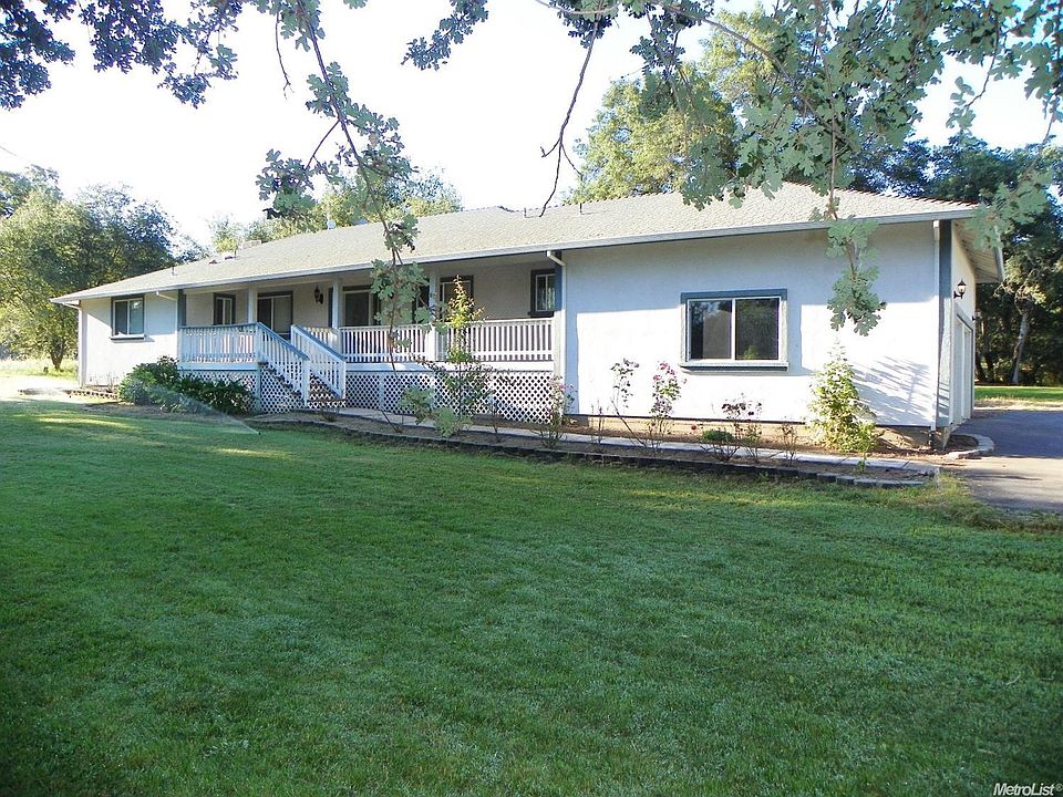 1st image of 1120 Daniel Dr