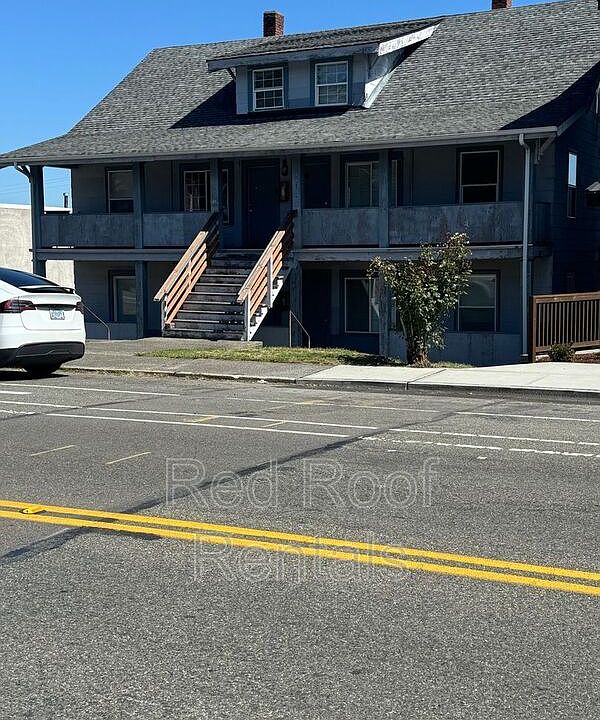 1st image of 2531 Tacoma Ave S