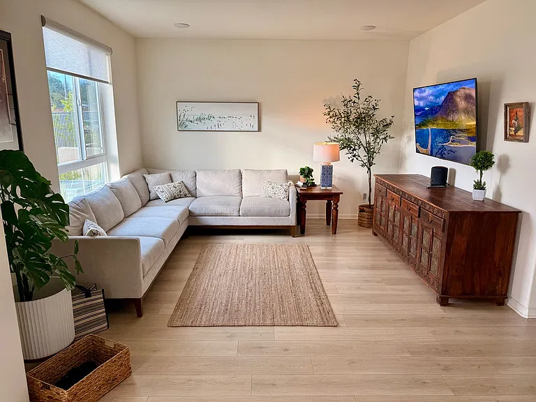 1052 Kendale Way — Photo 4