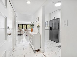 301 Racquet Club Rd APT 208, Fort Lauderdale, FL 33326