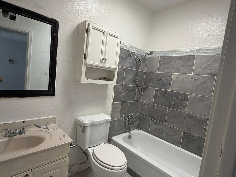 12708 Cloudview Ave NE — Photo 4