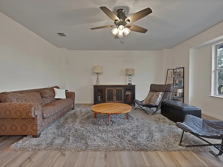 1708 Kittyhawk Dr — Photo 30