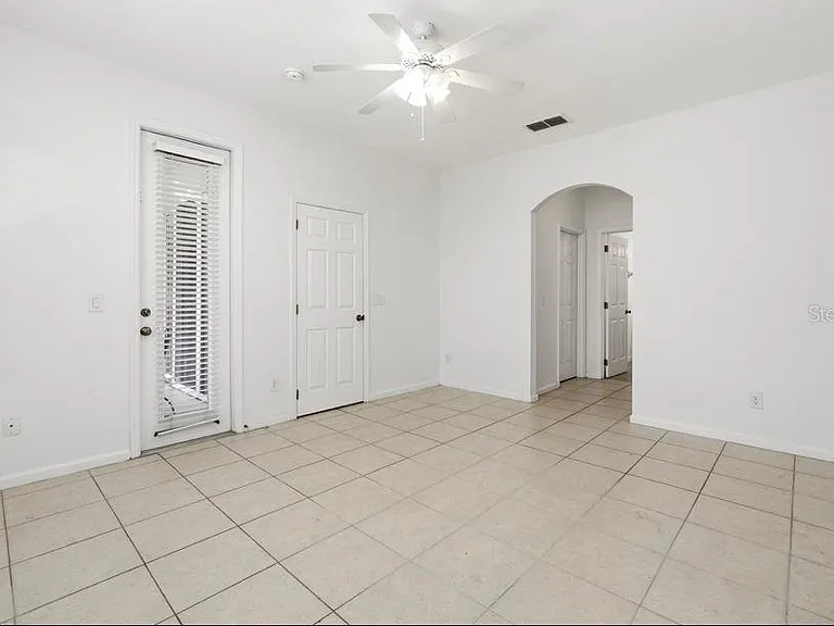4967 Pall Mall St W — Photo 18