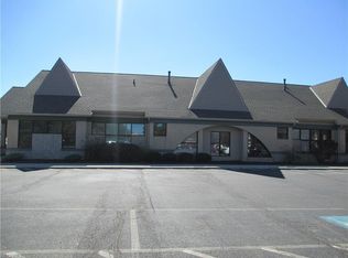 5333 Meadow Lane Ct, Sheffield Village, OH 44035