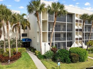 6114 43rd St W APT 104E, Bradenton, FL 34210