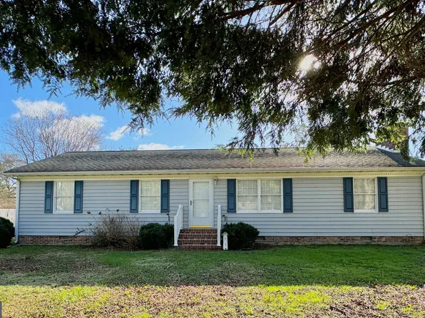 34006 Clearfield Dr, Pocomoke City, MD 21851