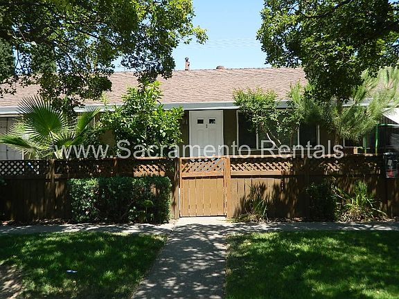 2nd image of 5023 Bremner Way Unit 3