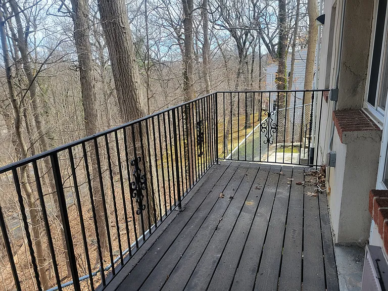 Private Deck outdoor space