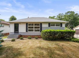 6746 Smith Rd, Middleburg Heights, OH 44130