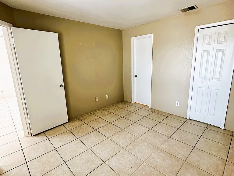 4760 Walden Cir #531 — Photo 5