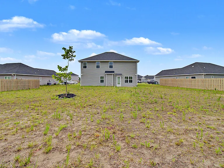 173 McClelland Loop NE — Photo 40