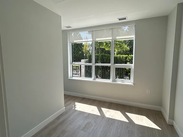 2728 Acadia Rd — Photo 7