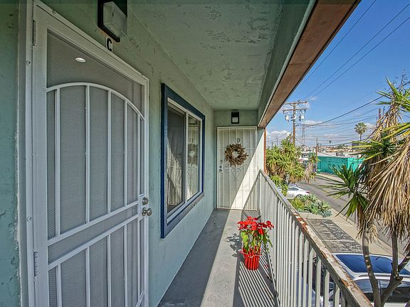 2nd image of 1901 Phelan Ln #C