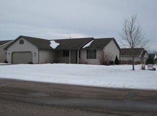 3704 Labrador Drive, Janesville, WI 53546